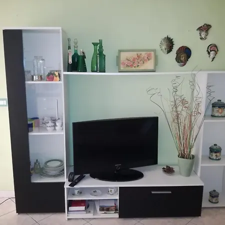Via Sebastiano Satta 3 Apartamento *